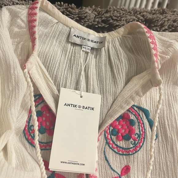 Anthropologie Antik Batik Magoo
Embroidered Dress Size xs/36 - Picture 9 of 10